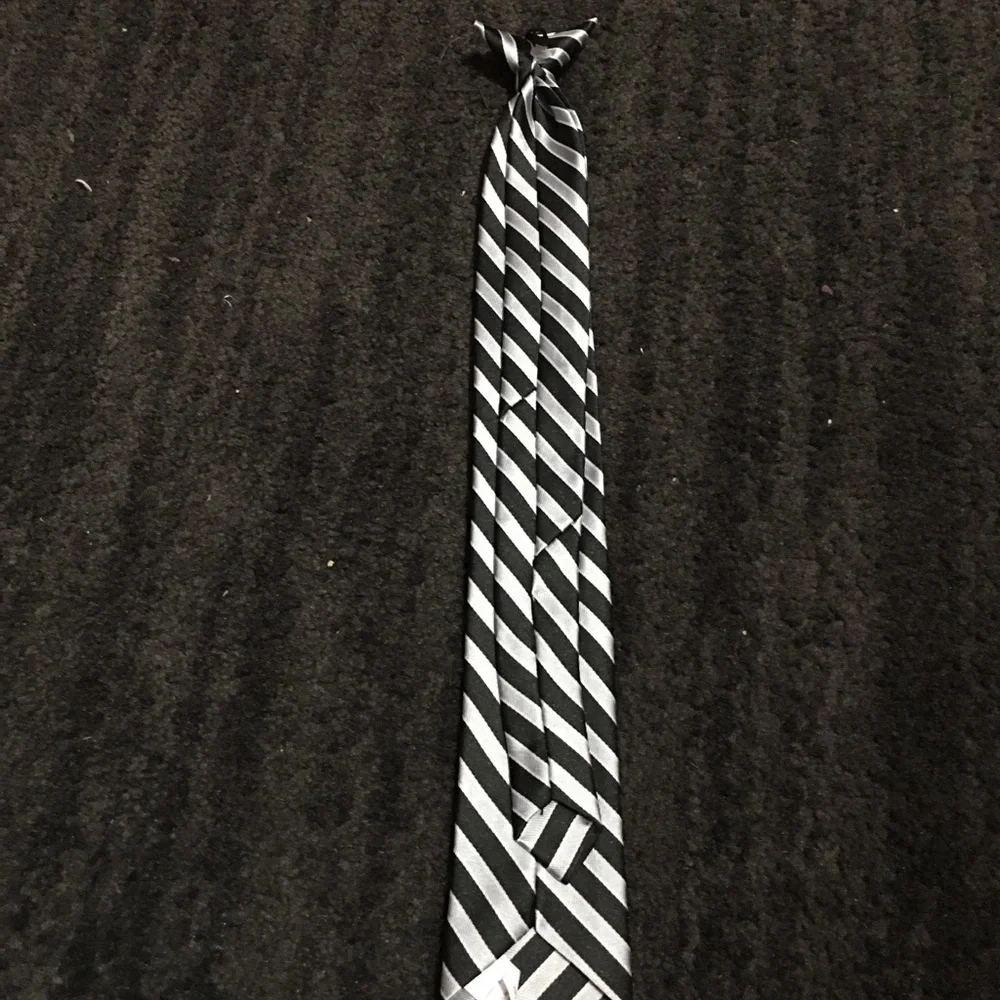 Youth striped clip on tie
